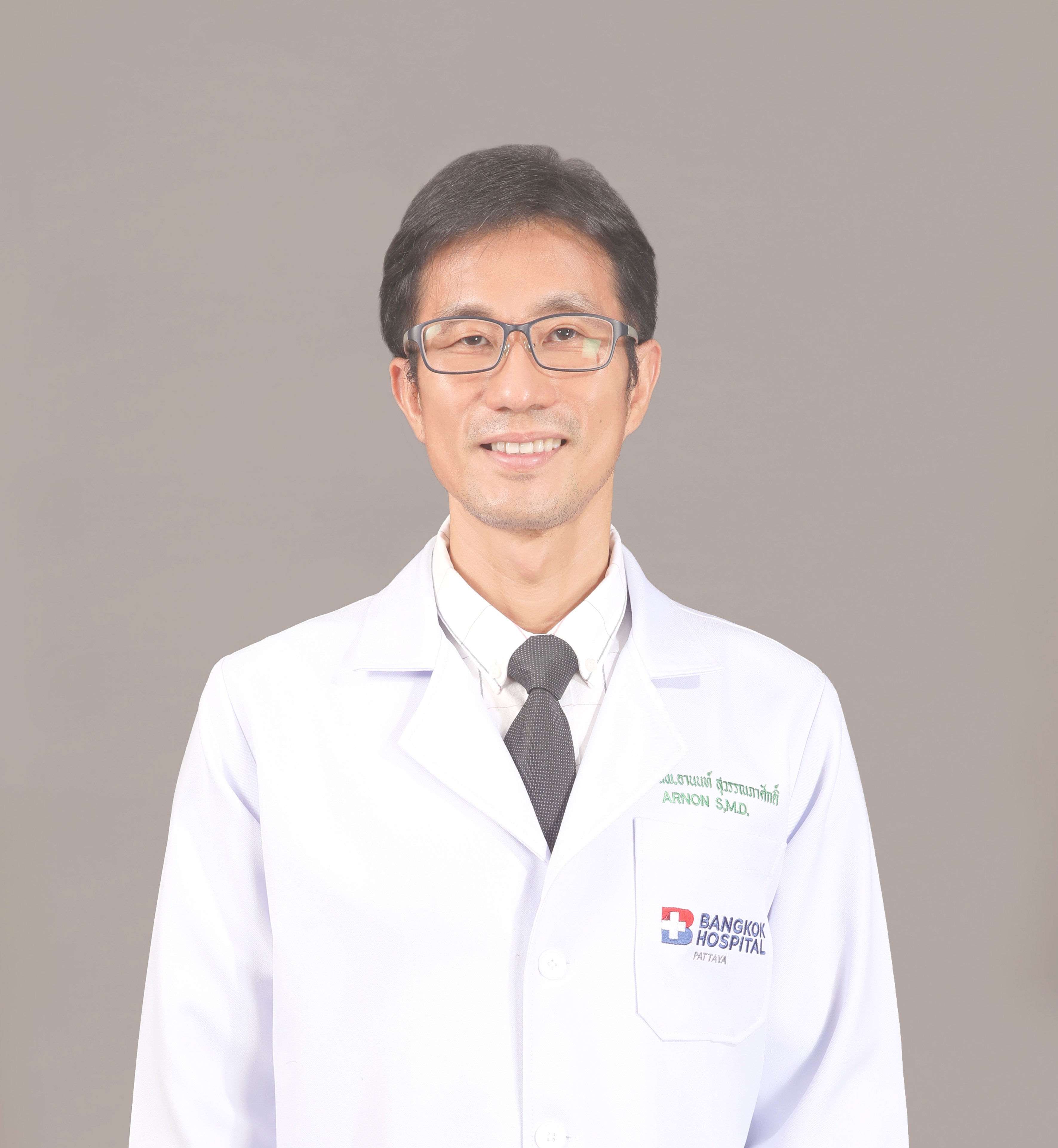 arnon-suwanpasak-m-d-bangkok-hospital-pattaya