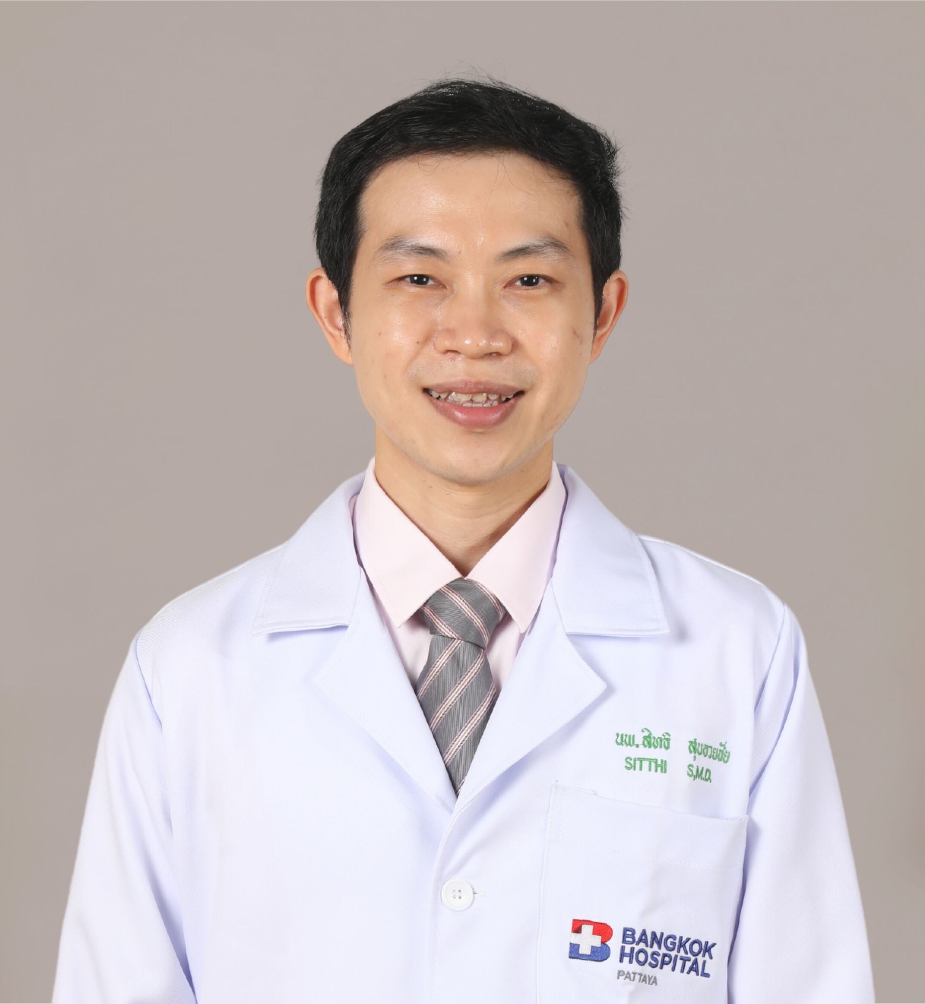 dr-sitthi-sukauichai-bangkok-hospital-pattaya